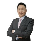 Dr Ericson Chia Kwan Min business logo picture