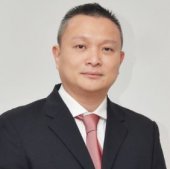 Dr. Lum Wan Wei business logo picture