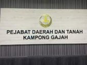 Pejabat Daerah Dan Tanah Kampung Gajah business logo picture