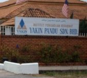 Institut Memandu Yakin Pandu business logo picture