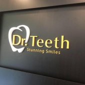 Dr Teeth Dental Clinic business logo picture