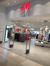 H&M MyTown Cheras  business logo picture