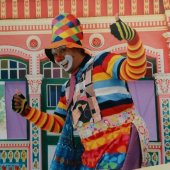 Badut Clown Magic Uncle Belon business logo picture